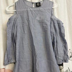 Open shoulders top size small original price $59